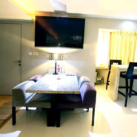 Peninsula Grand Hotel Мумбай Стая снимка