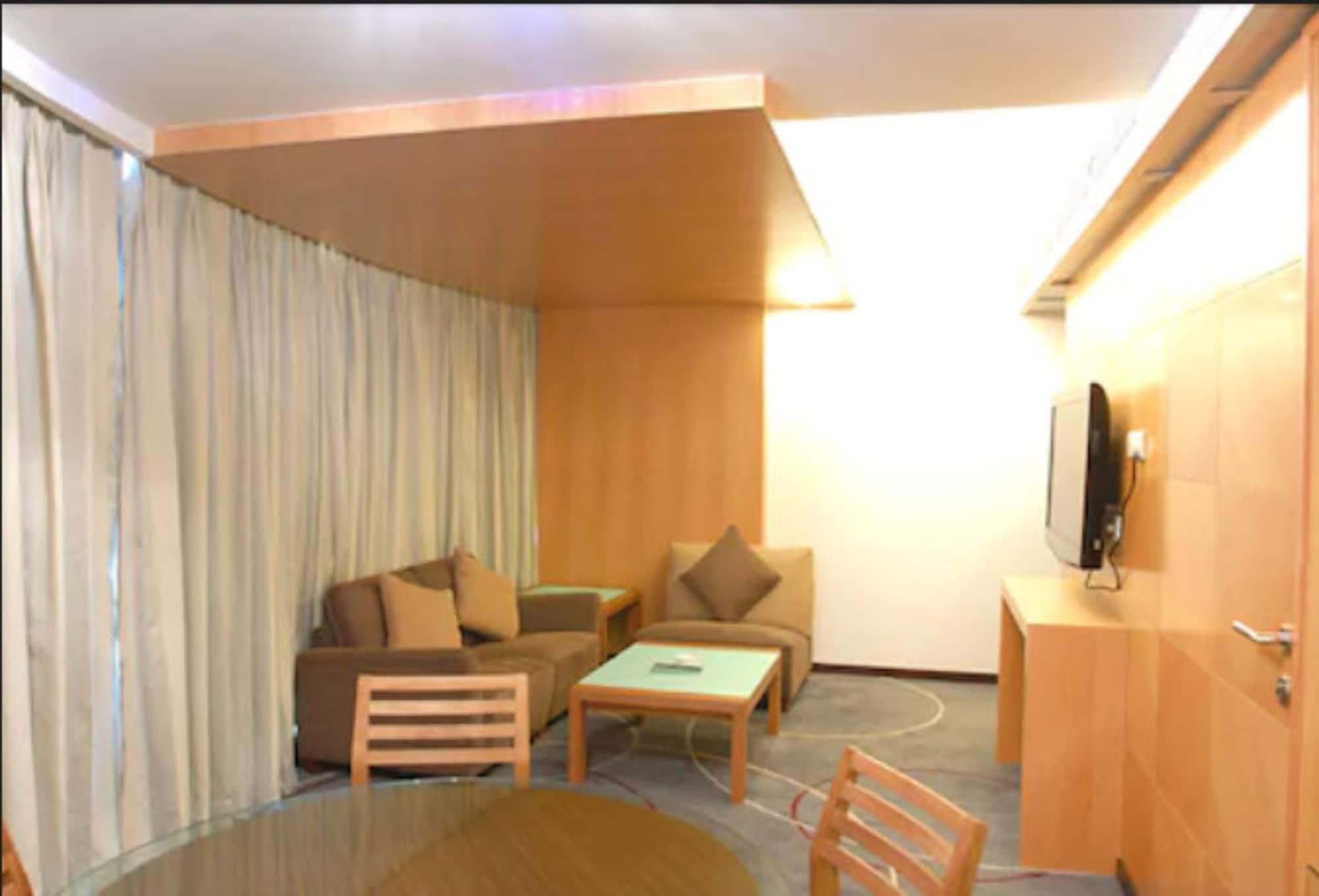 Peninsula Grand Hotel Мумбай Екстериор снимка